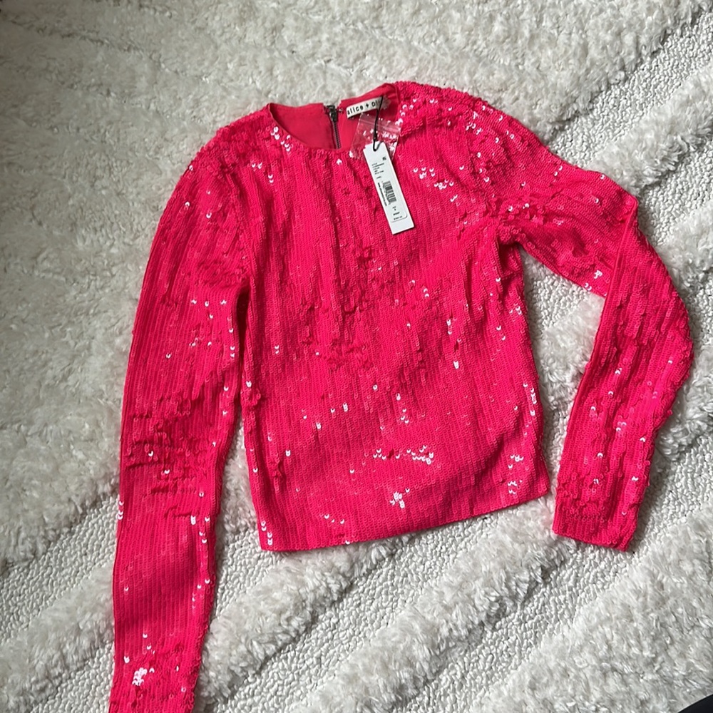 NEVER WORN w/ TAGS BARBIE PINK SEQUIN LONG SLEEVE TOP
